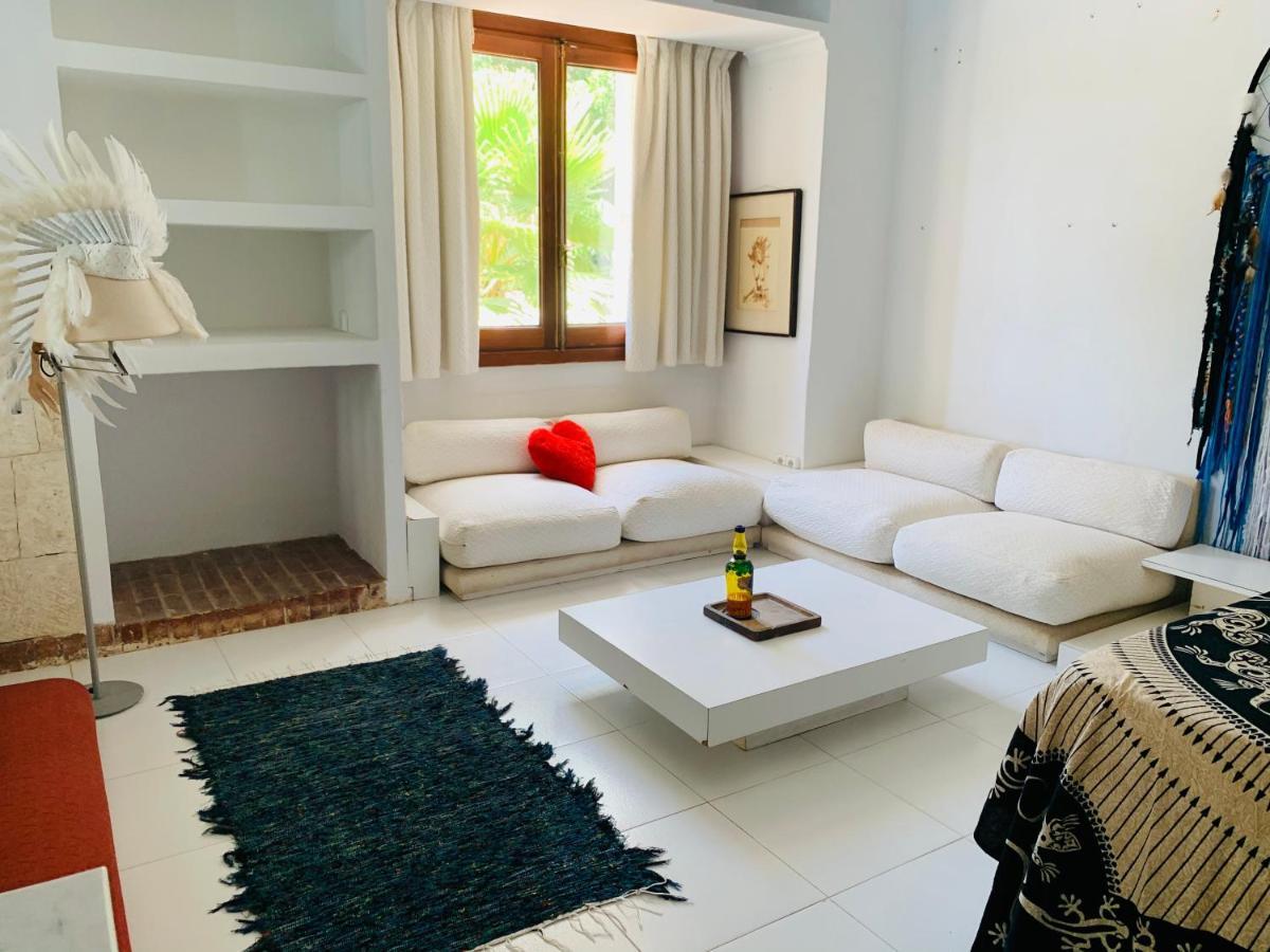 Ibiza Paradise Bed & Breakfast Santa Eularia des Riu Exterior photo